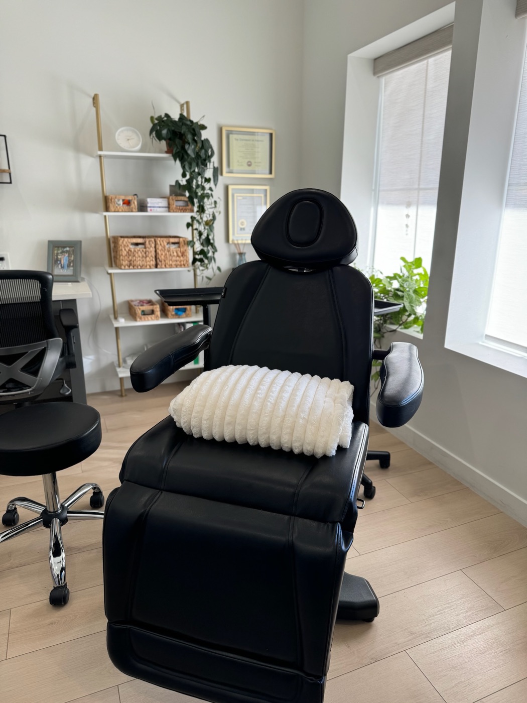 A calm consultation room at Mana Wellness
